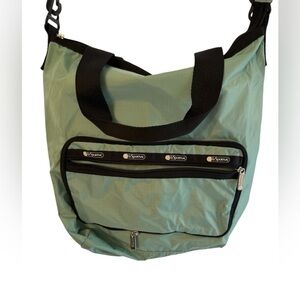 LESPORTSAC PACKABLE SLIM TOTE CROSSBODY SHOULDER BAG IN SPRING LEAF GREEN NEW